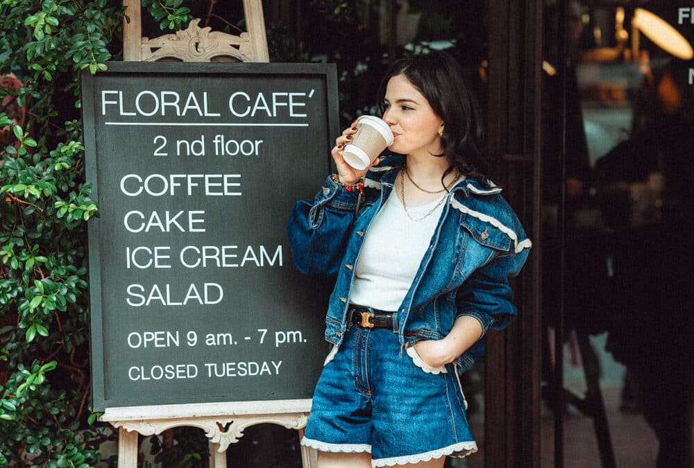 Coffee Culture and Street Photography: Bangkok’s Third Wave Café Scene