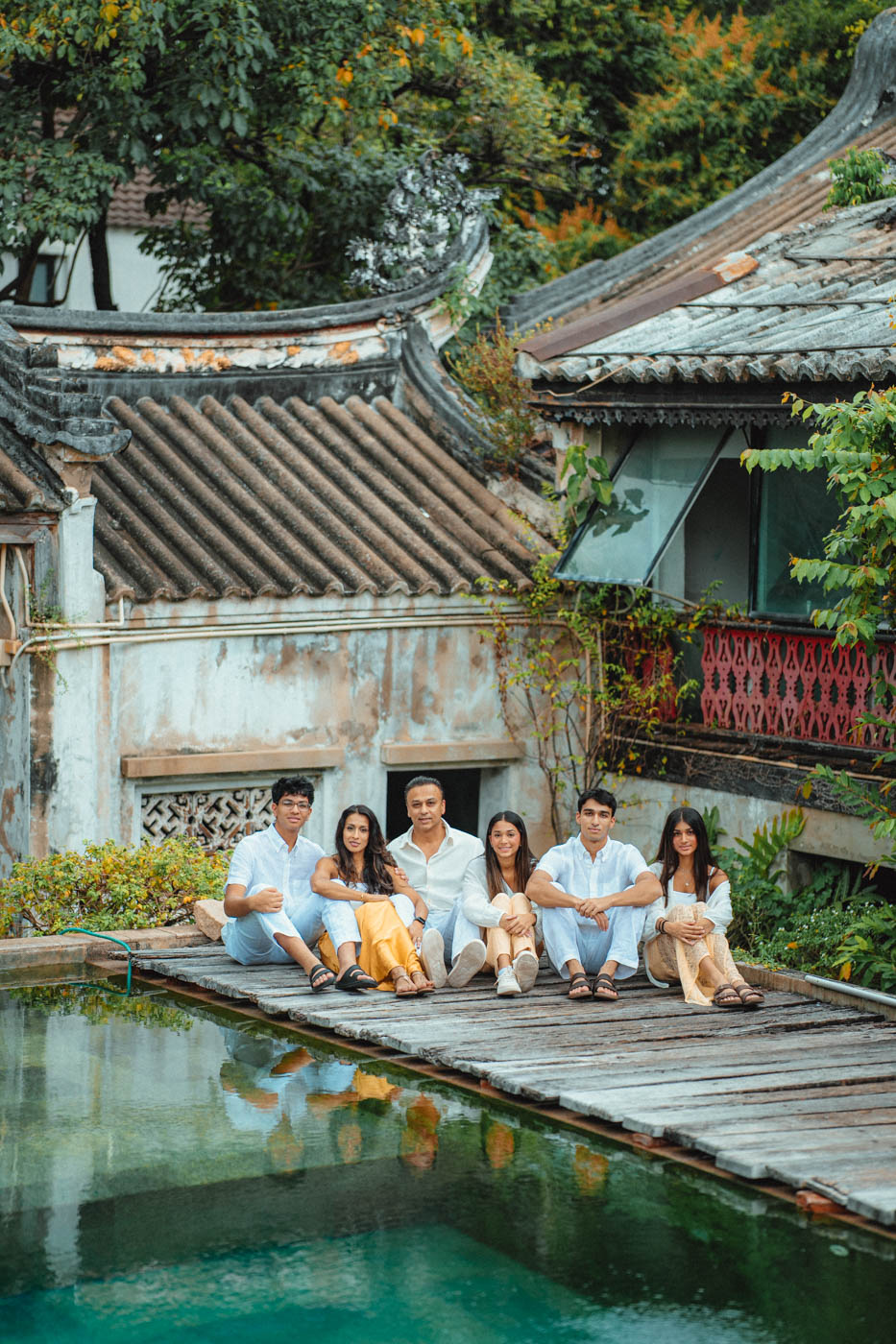 Talat Noi streets Bangkok photoshoot