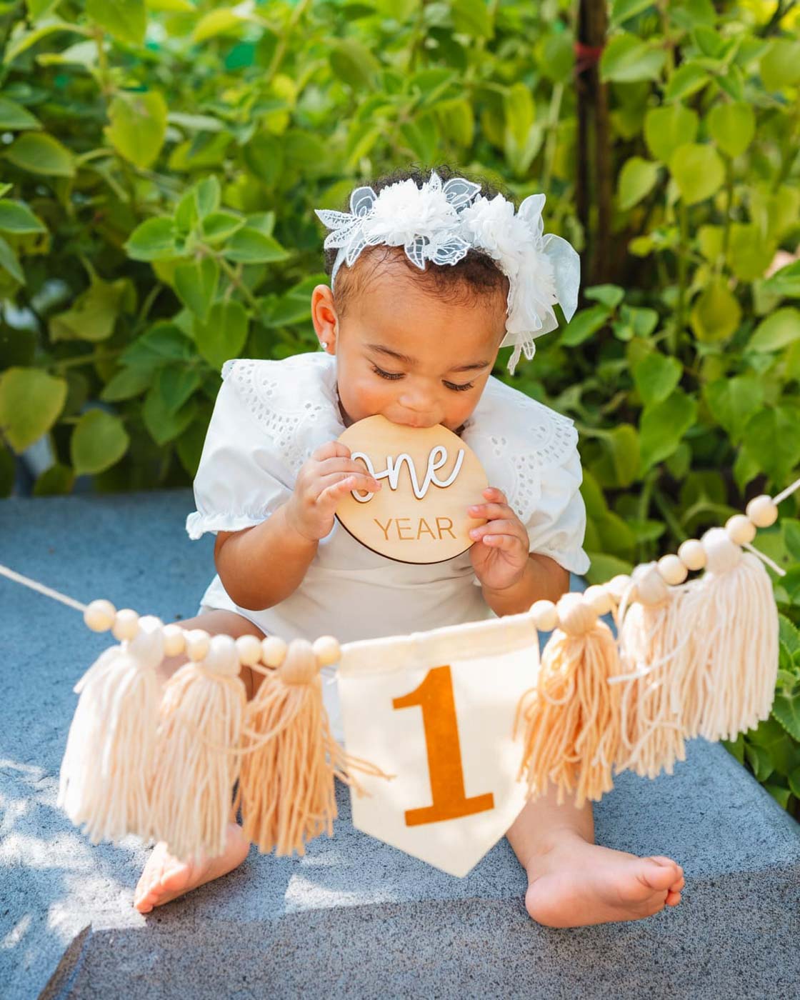 On-location maternity photography Bangkok