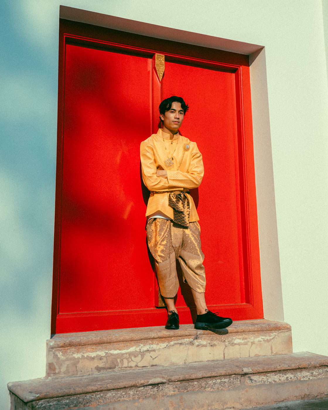 Thai costume options at Bangkok temple