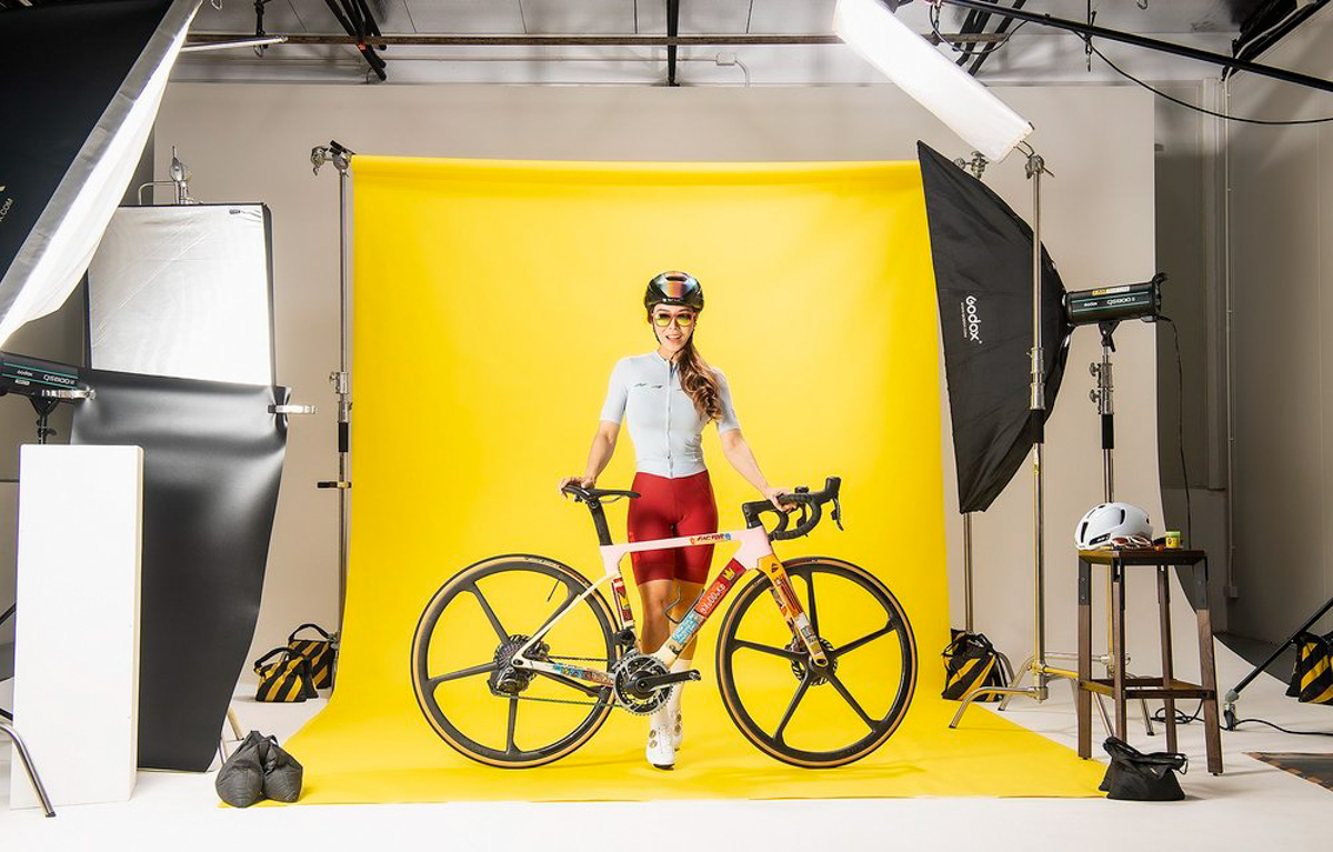 Cinnamon Studio B lighting