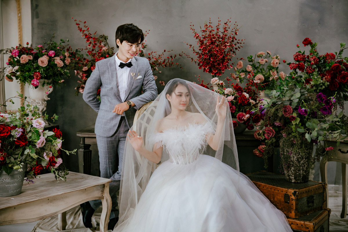 Candid wedding moment captured in documentary style at a Bangkok wedding