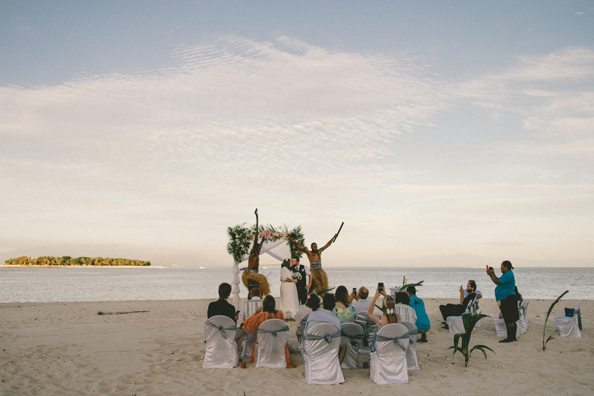 Pre-wedding photoshoot at a Bangkok location by Lukfoto