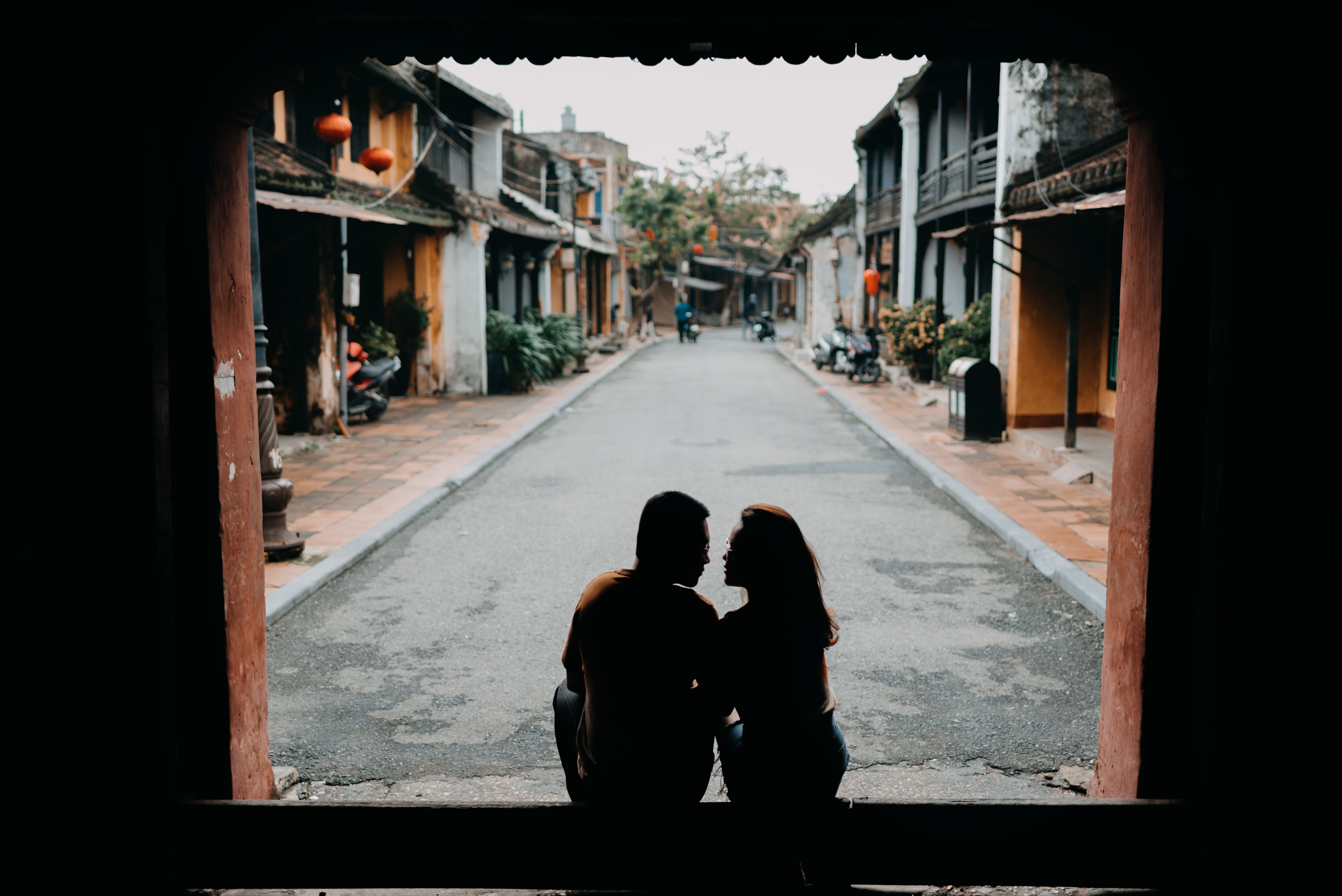 Couple pre-wedding shoot Bangkok riverside