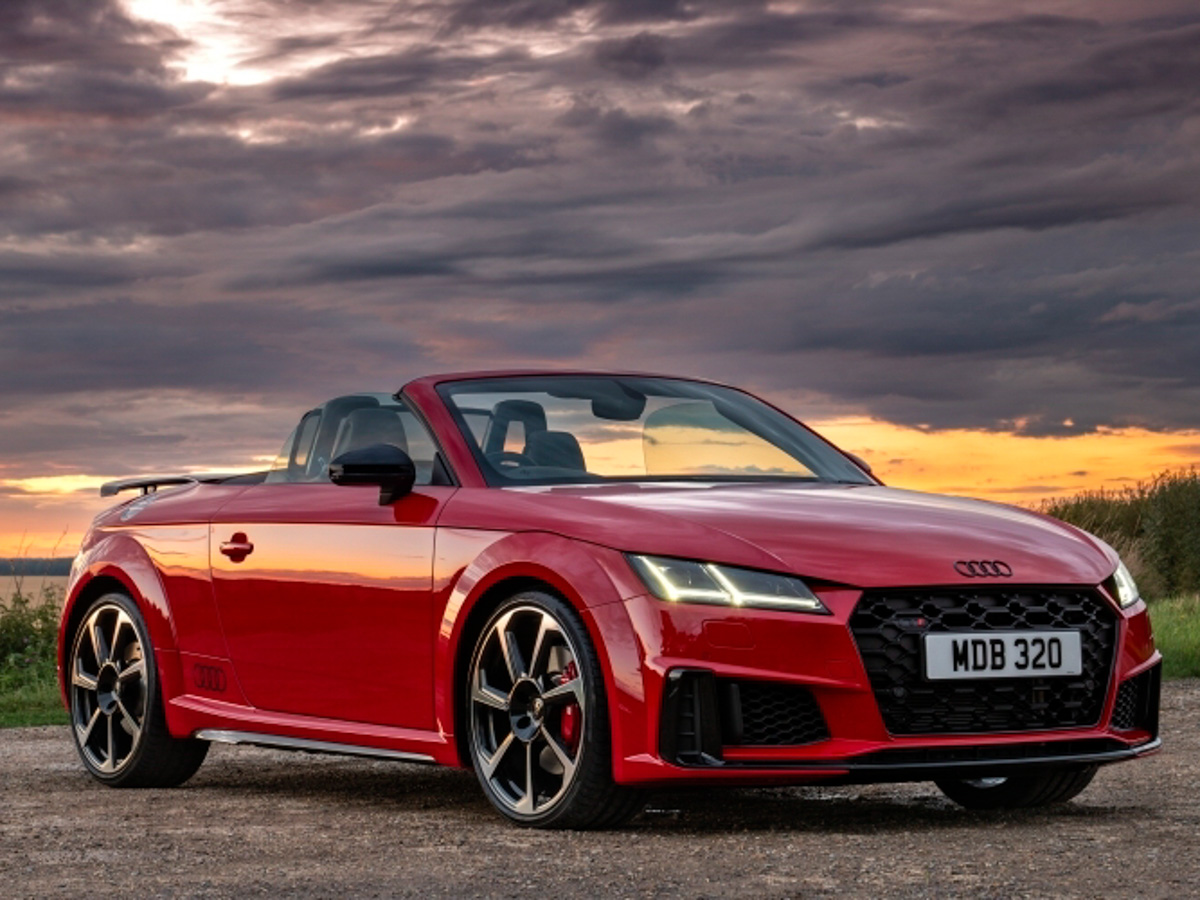 Audi TT Roadster red