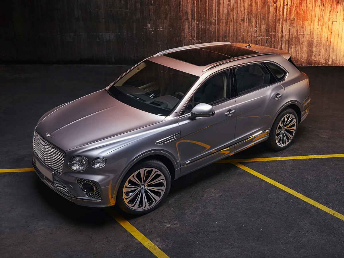 Bentley Bentayga gray silver