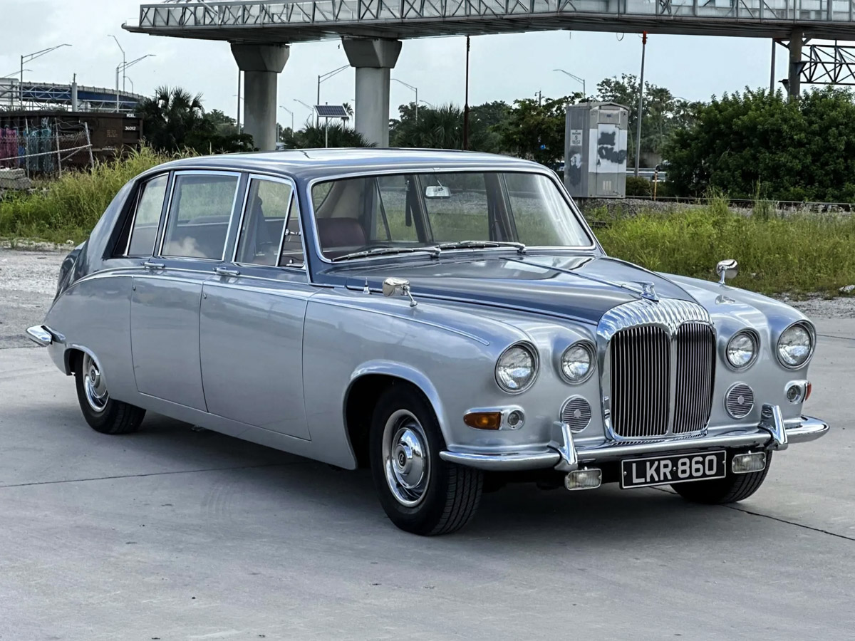 Daimler DS420 Limousine gunmetal