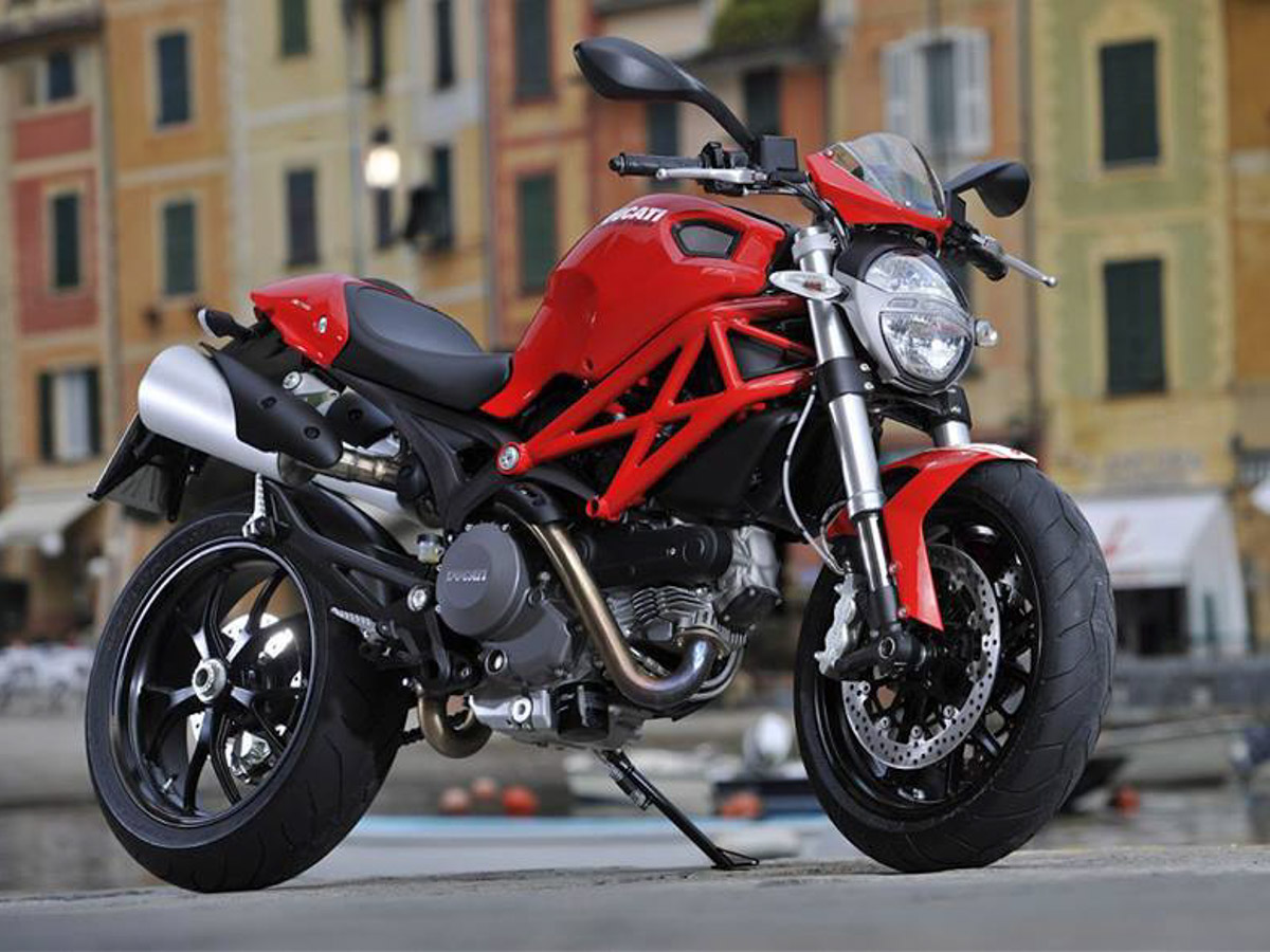 Ducati Monster 795 red