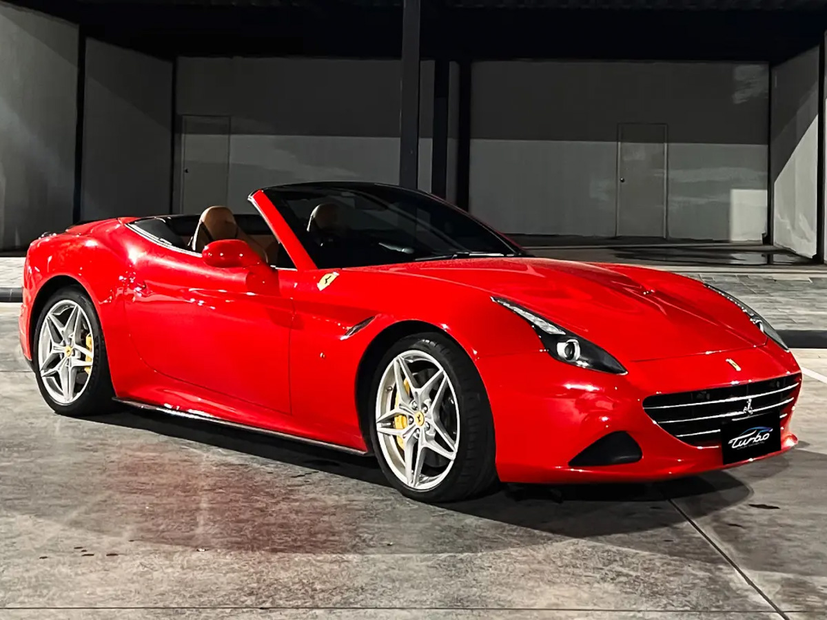 Ferrari California T red