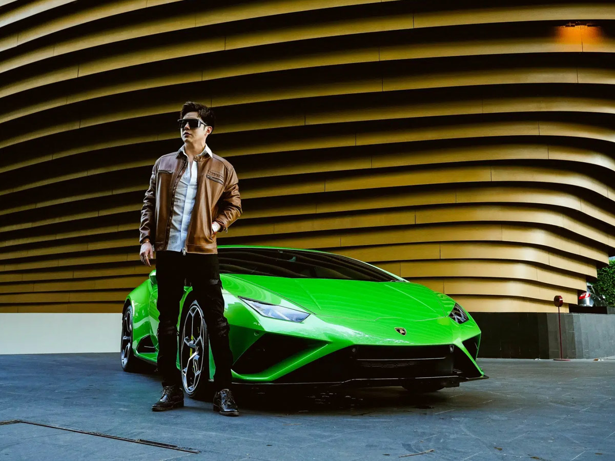 Lamborghini Huracan EVO RWD green