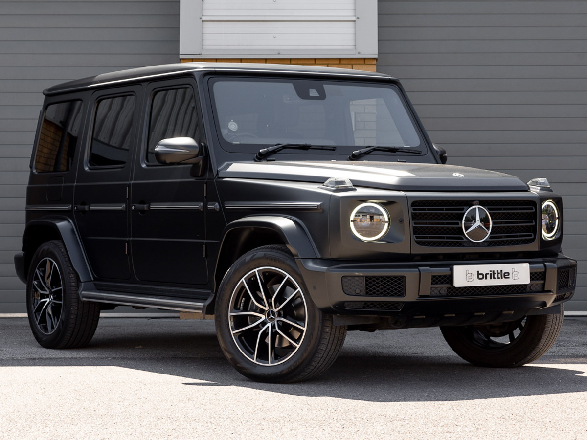 Mercedes G400d Magno Black