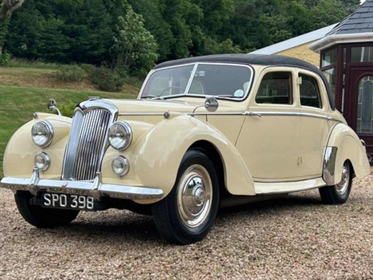 Riley 1.5 Litre two-tone