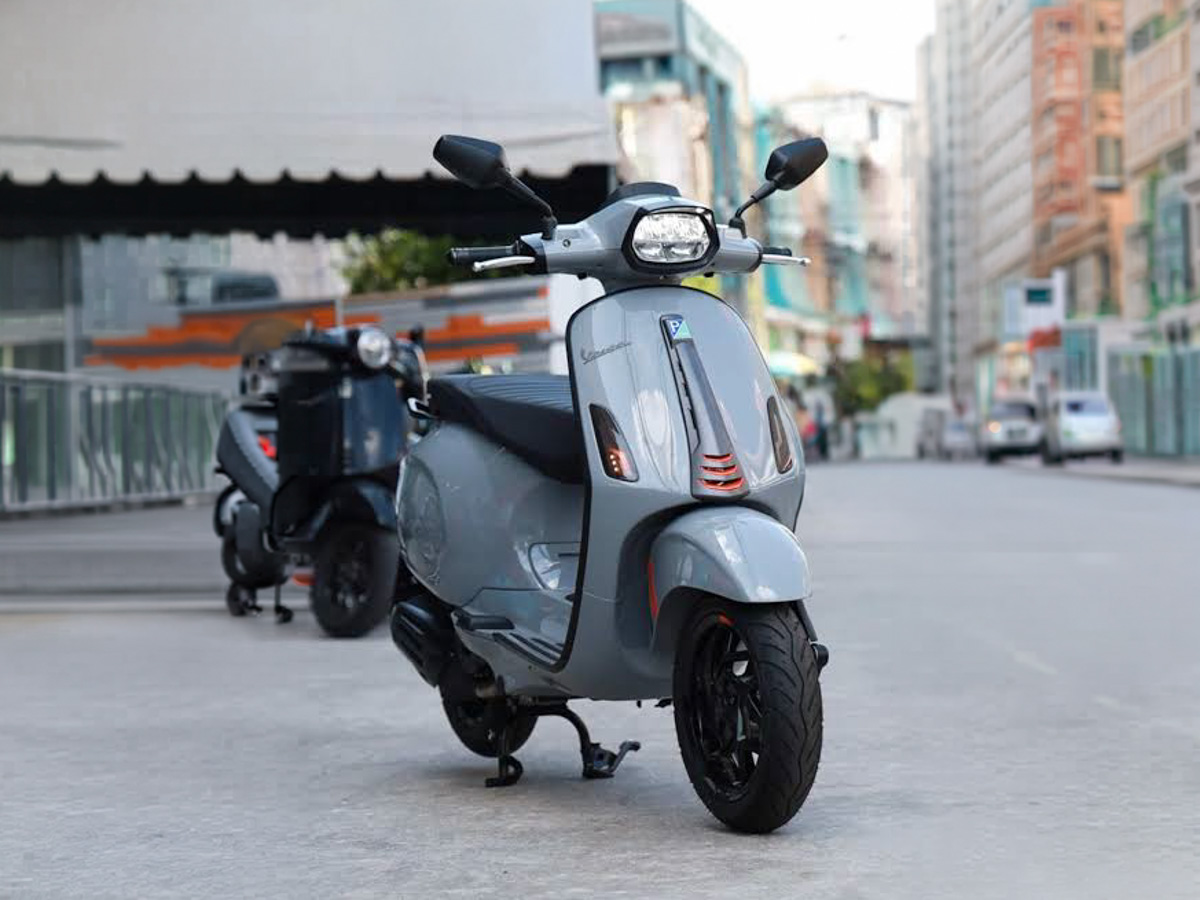 Vespa Sprint 150cc gray