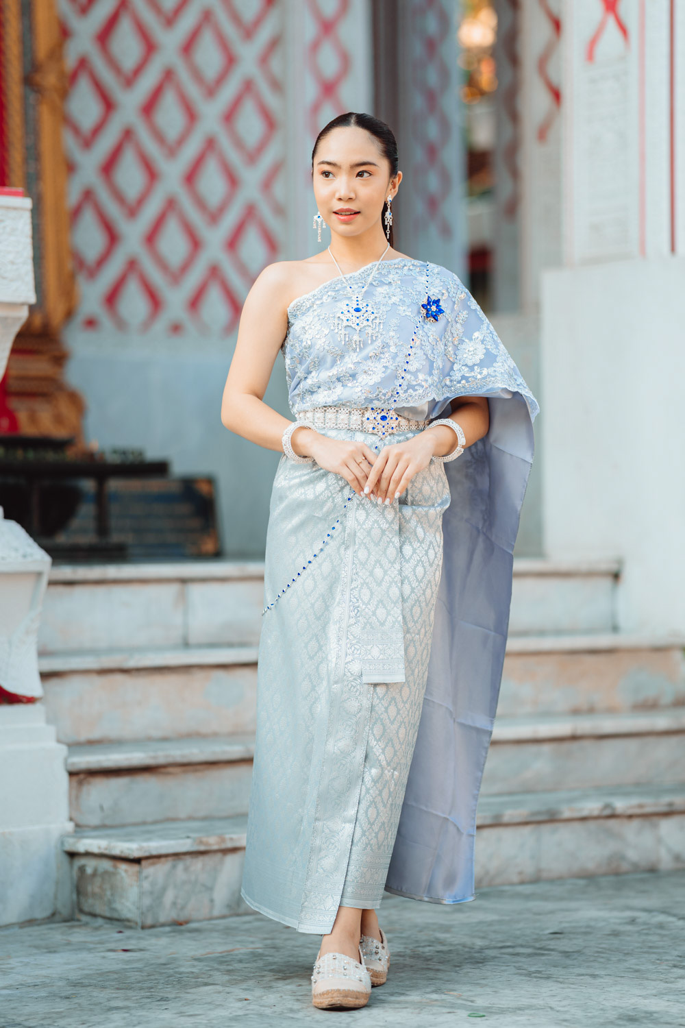 Thai costume rental Bangkok