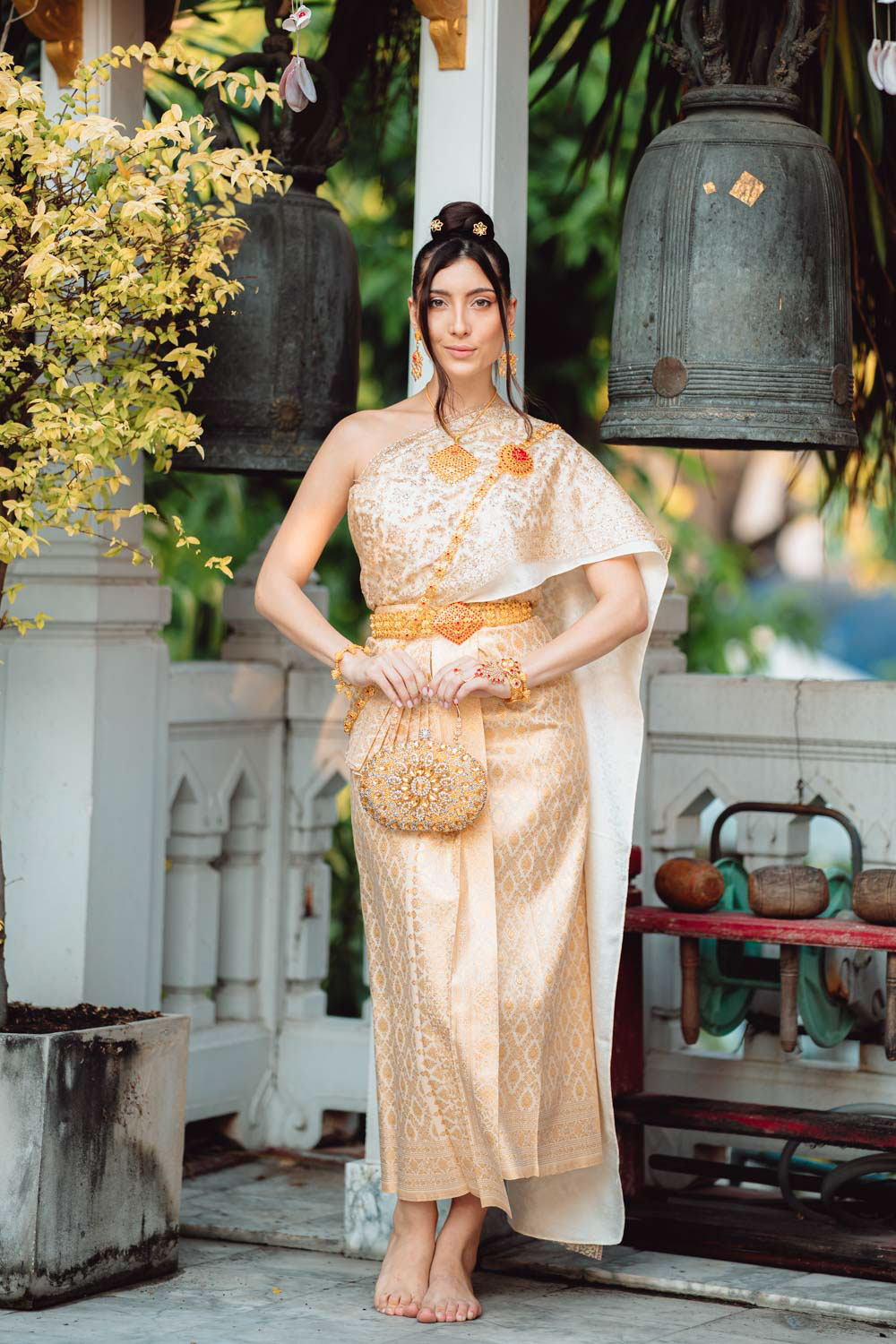 Thai costume rental Bangkok