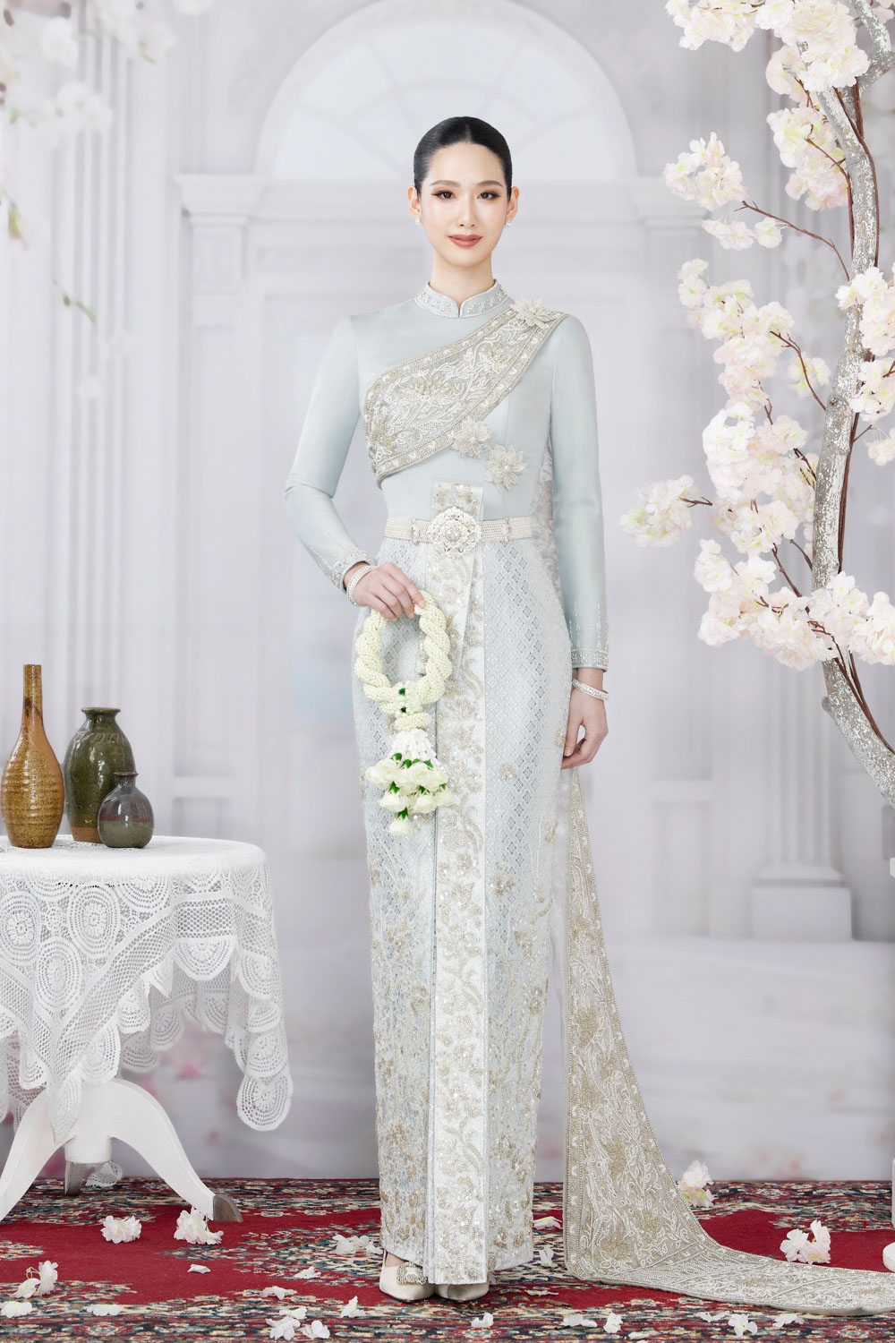 Thai dress and groom suit rental Bangkok